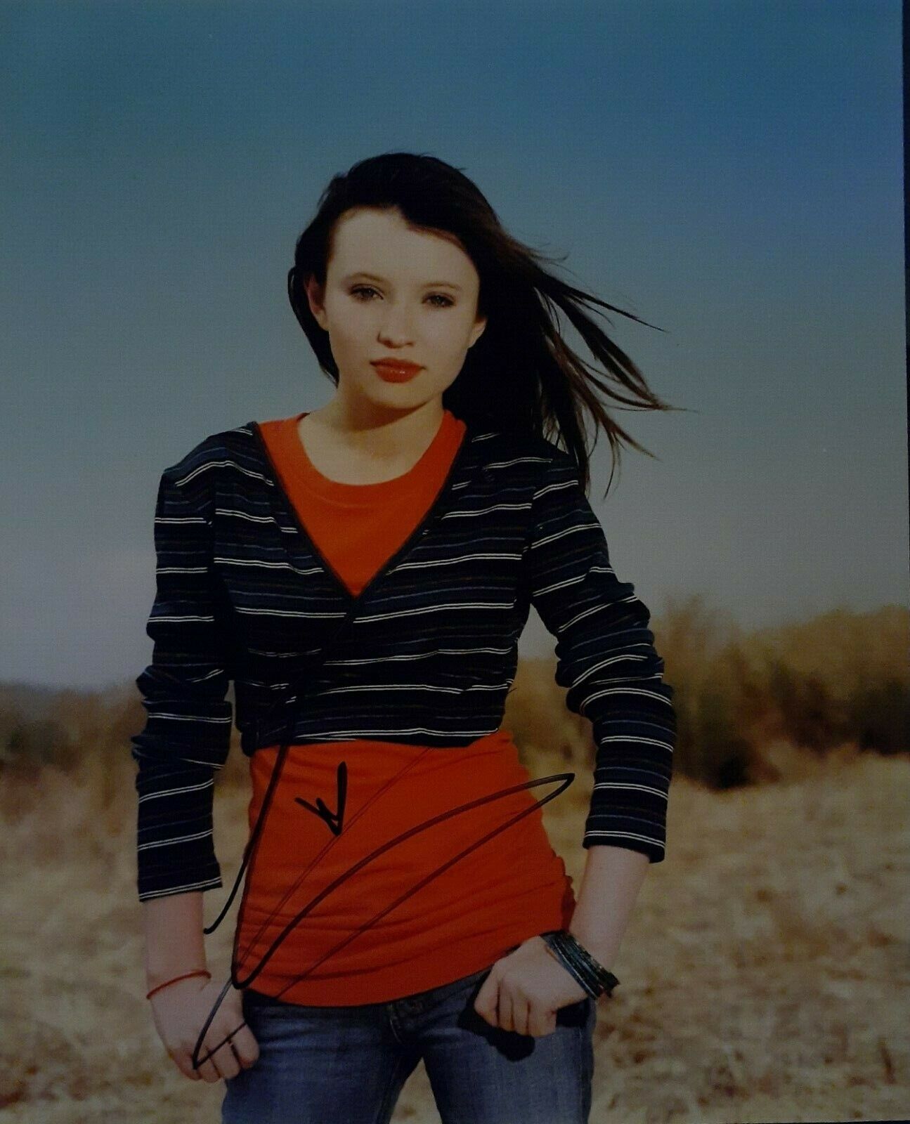 Emily Browning signed 8x10