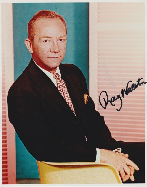 Ray Walston (My Favorite Martian) signed 8x10 Photo Poster painting