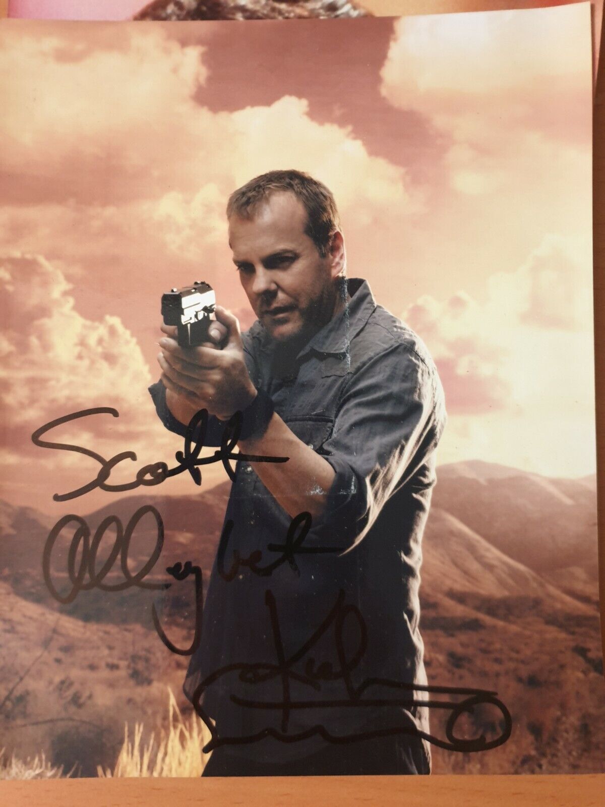 KIEFER SUTHERLAND 24 JACK BAUER Signed in person 10x8 Photo Poster painting dedicated to Scott