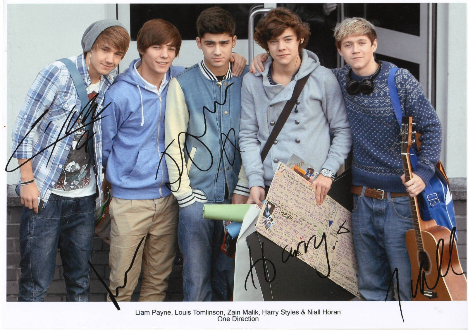 ONE DIRECTION ENTIRE GROUP SEXY AUTOGRAPH SIGNED PP Photo Poster painting POSTER