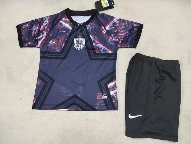 26-27 England Goalkeeper Children's Set