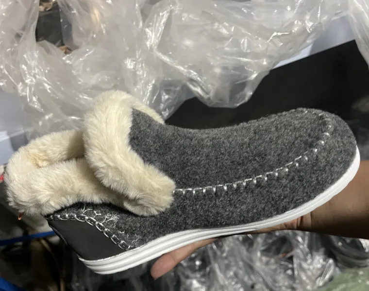 Yyvonne Short Boots Women In The Winter Of 2025 New Velvet Snow Boots 43 Code Polyurethane Light