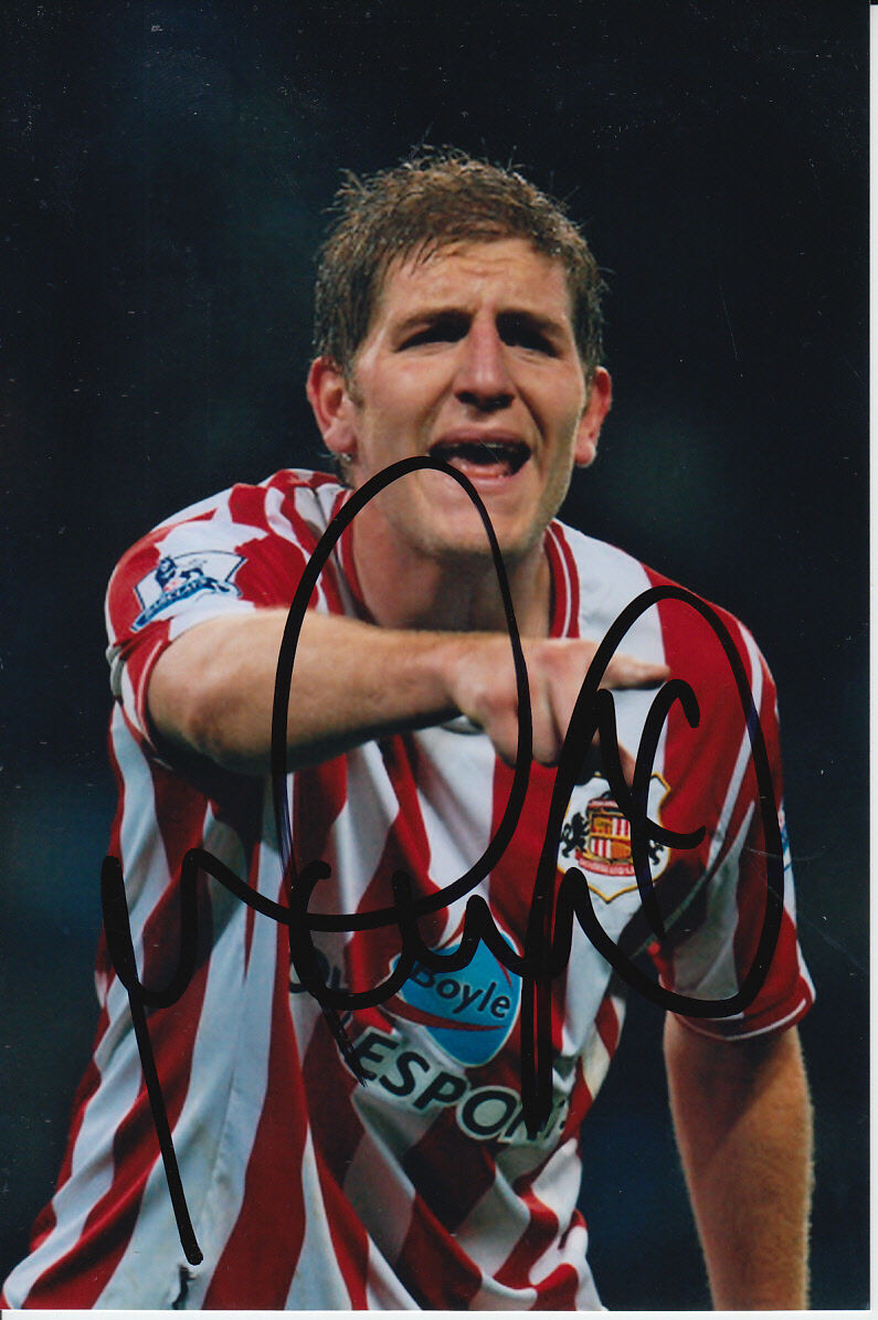 SUNDERLAND HAND SIGNED MICHAEL TURNER 6X4 Photo Poster painting 1.