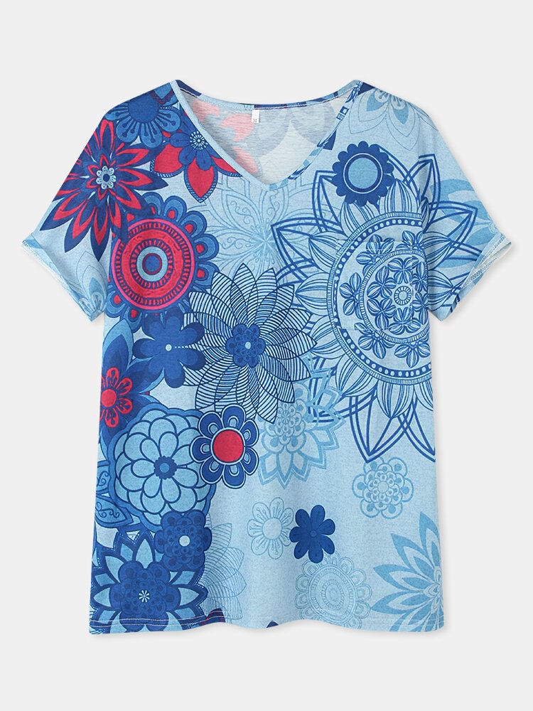 Calico Print Short Sleeve V neck Pocket Casual T Shirt For Women P1815043