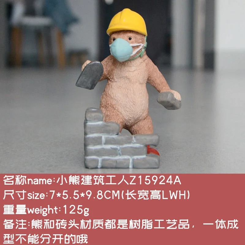 Everyday Collection House Decor Figurines Animal figurines Cute Rabbit Piggy Cat Gift Frog Figurines with Mask for Home Desk