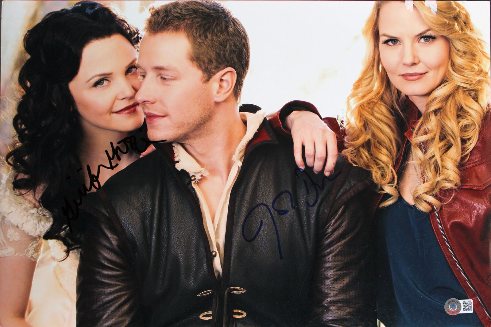 Ginnifer Goodwin & Josh Dallas Once Upon a Time Signed 12x18 Photo Poster painting BAS #BB22898