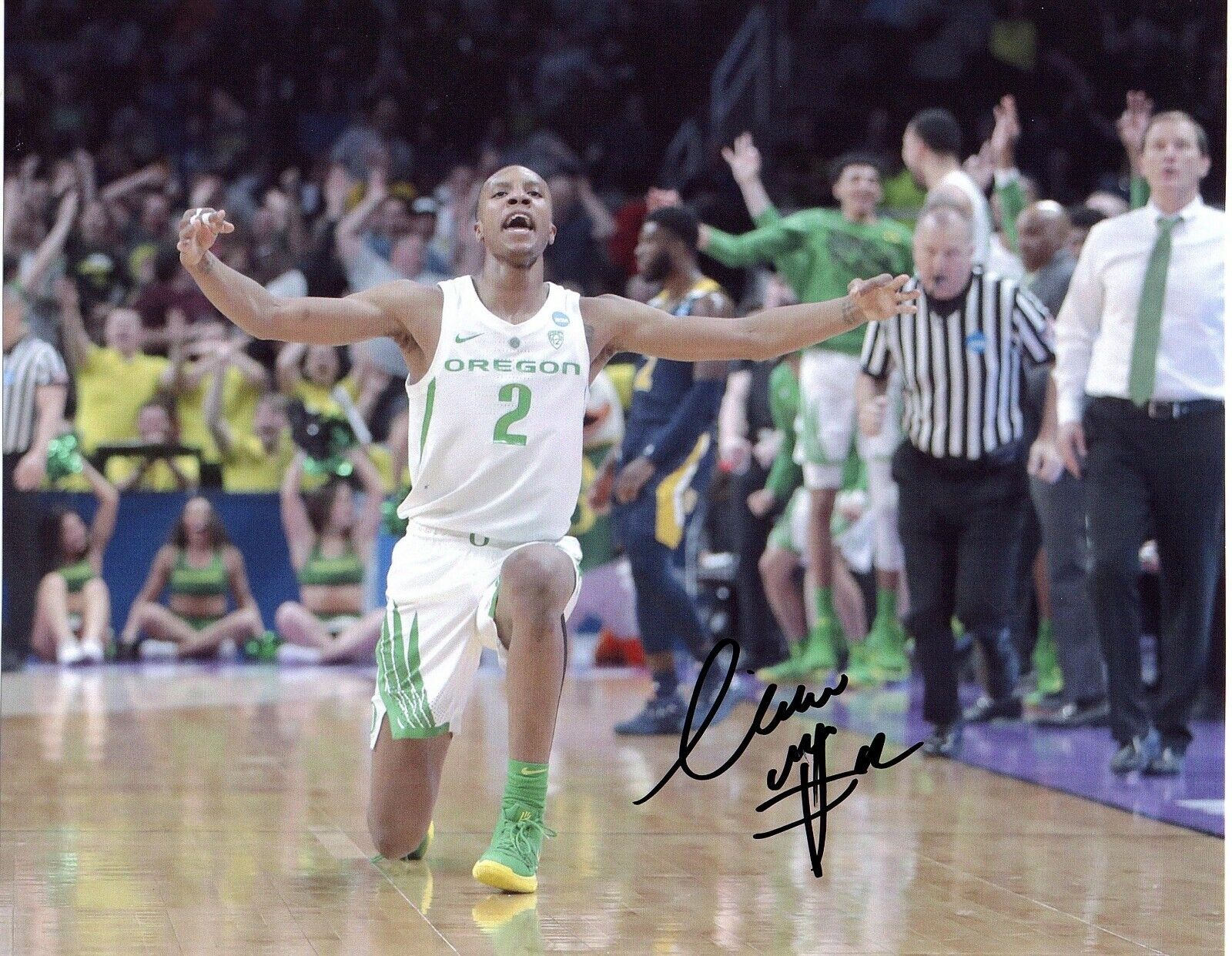 Louis King Oregon Ducks Autograph Signed basketball Photo Poster painting 8x10 Detroit Pistons#