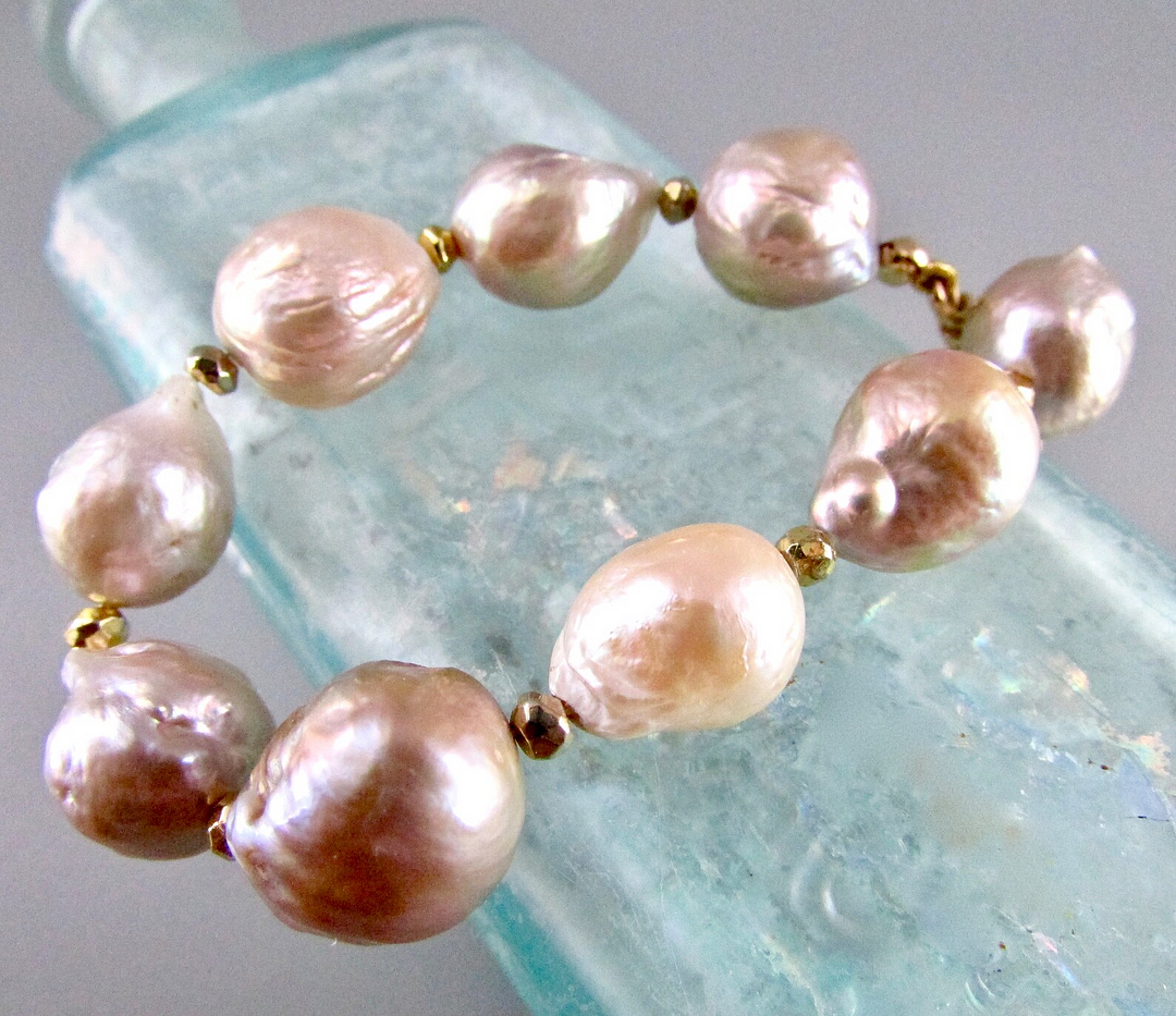 Baroque Lustrous Pearl Necklace