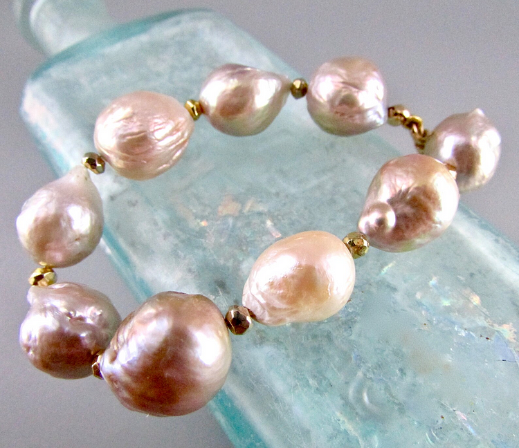 Baroque Lustrous Pearl Necklace