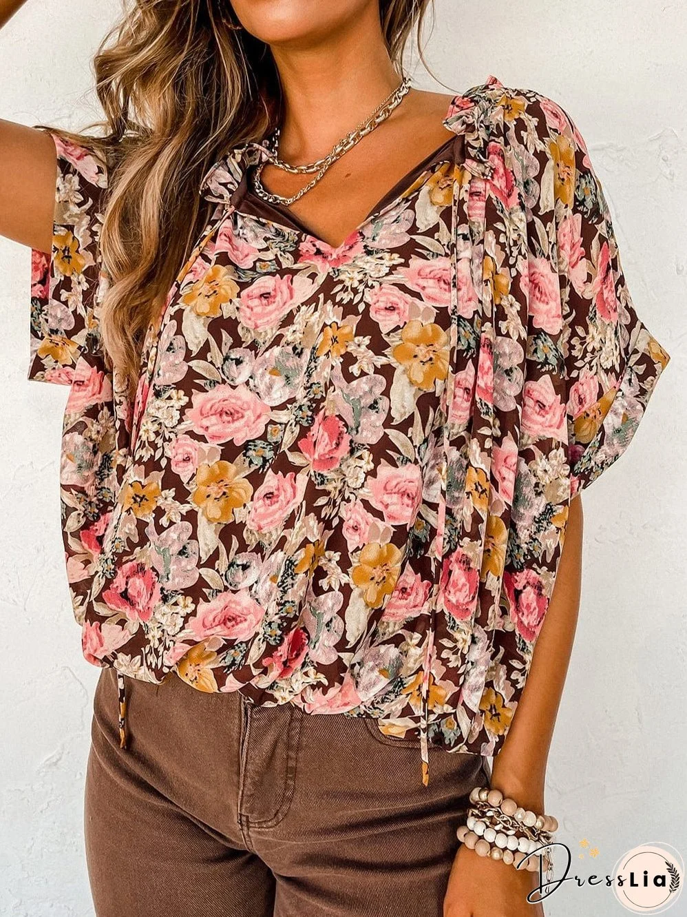 Loose-Fitting Floral Top