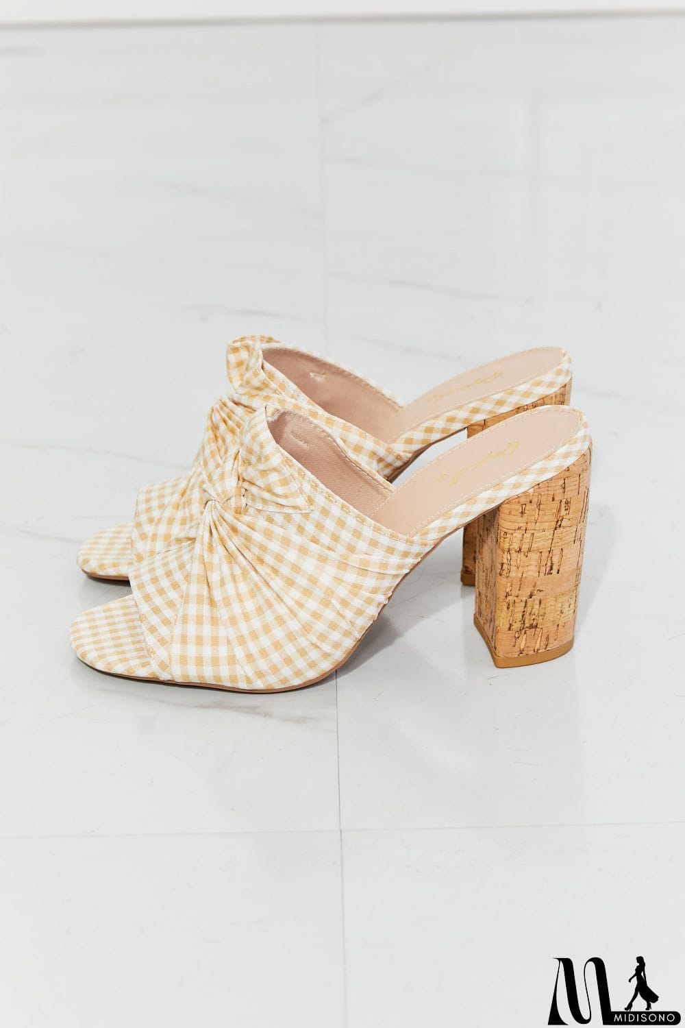 MidiSono - Qupid Freshly Picked Twist Peep Toe Block Heel Mule