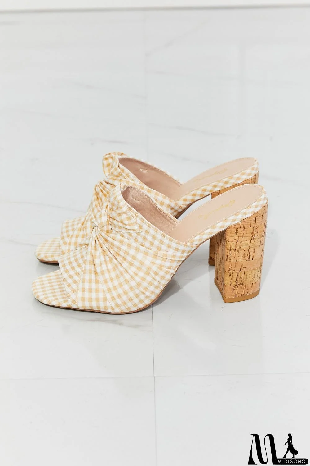 MidiSono - Qupid Freshly Picked Twist Peep Toe Block Heel Mule