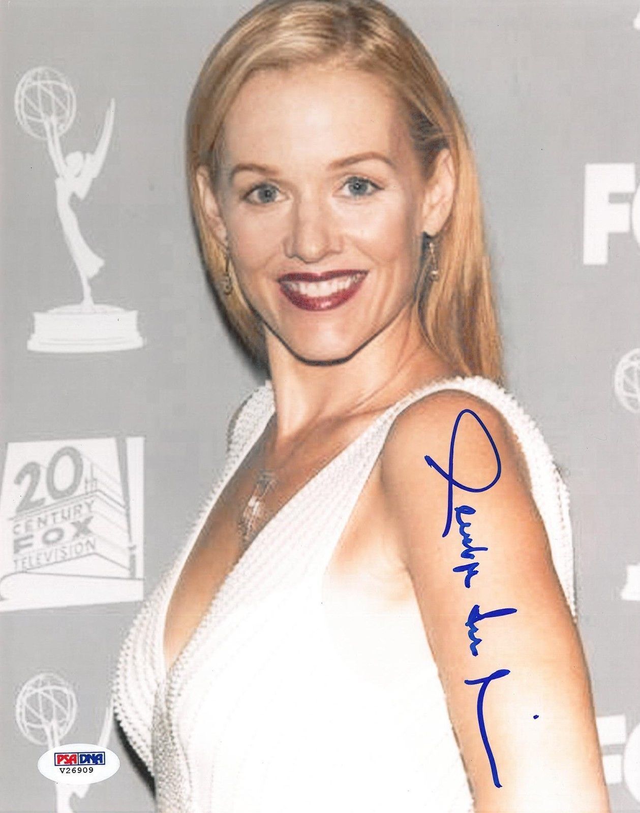 Penelope Ann Miller Signed Authentic Autographed 8x10 Photo Poster painting (PSA/DNA) #V26909