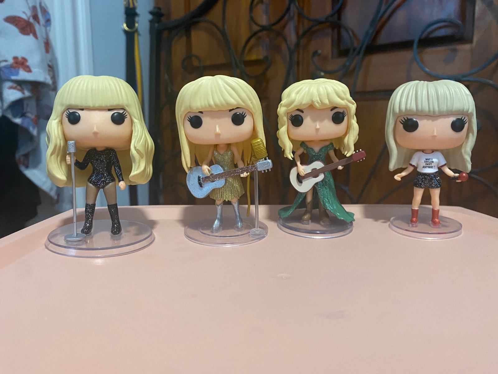 Taylor Swift Funko pop Like new | Mercari