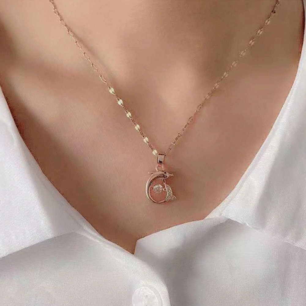 Shecustoms™ Dolphin Pendant Necklace