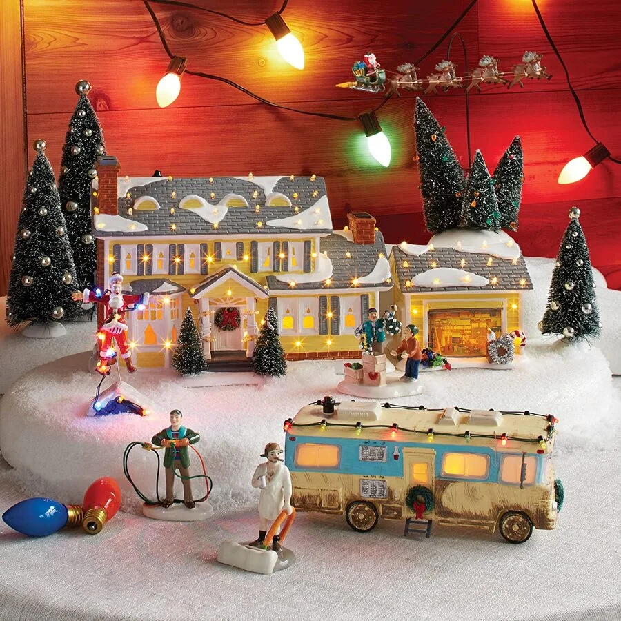 Department 56 - National Lampoon's Christmas Vacation Lighted Building