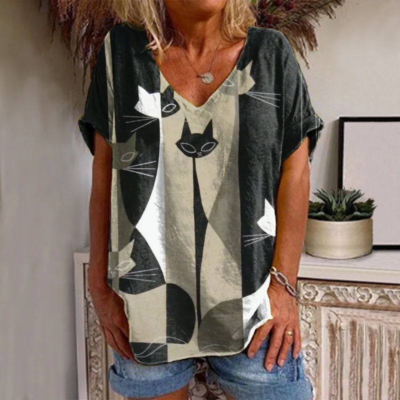 Geometric Cat V-Neck T-Shirt