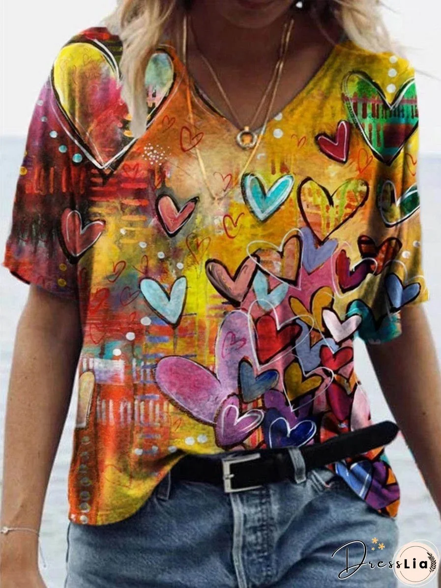 Casual Heart Print V-neck T-shirt