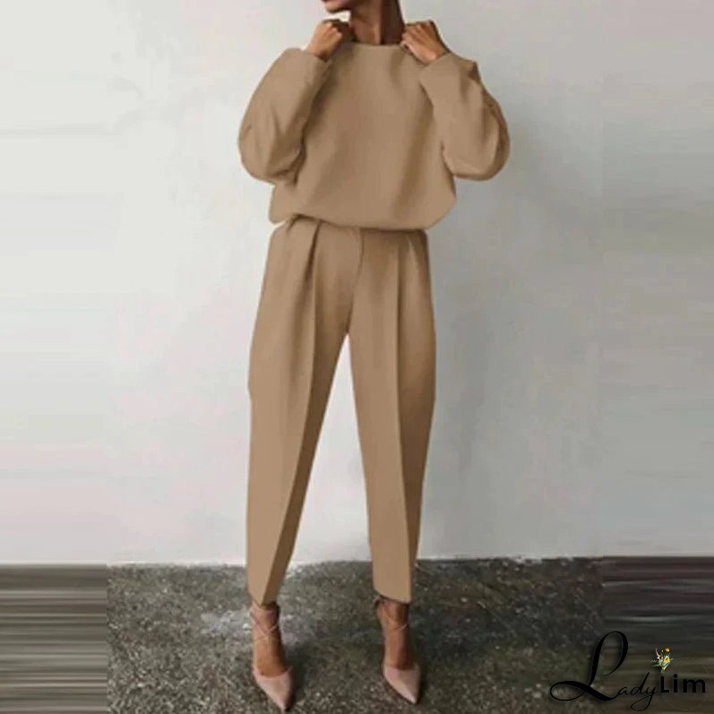 Modern and Versatile Set