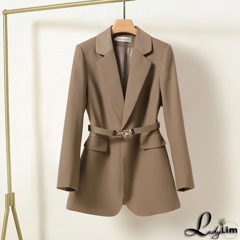 Trendy and Elegant winter garment
