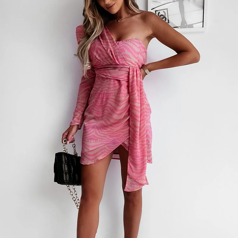 Autumn Women Sexy One-shoulder Long Sleeves Mini Bodycon Dress Bandage Printed Casual Streetwear Party Dresses Elegant Vestidos