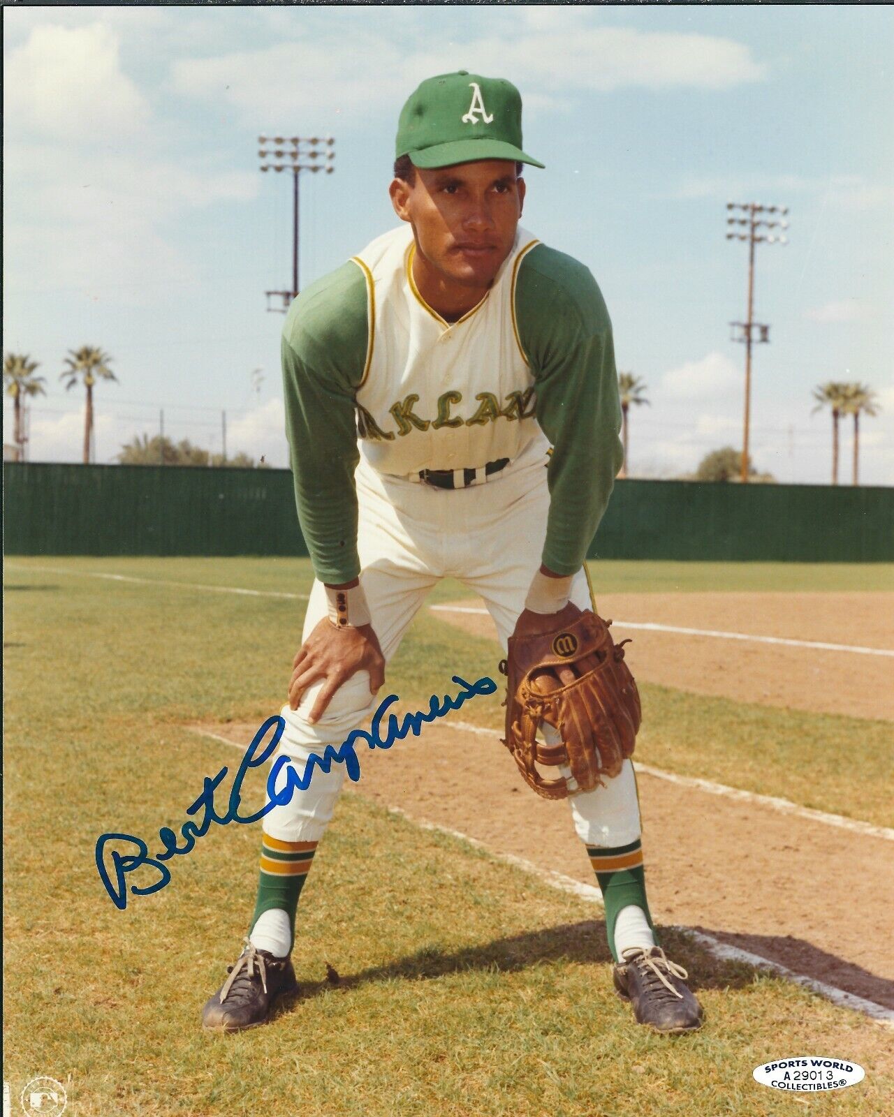 Autographed BERT CAMPANERIS Oakland A's 8x10 Photo Poster painting - COA