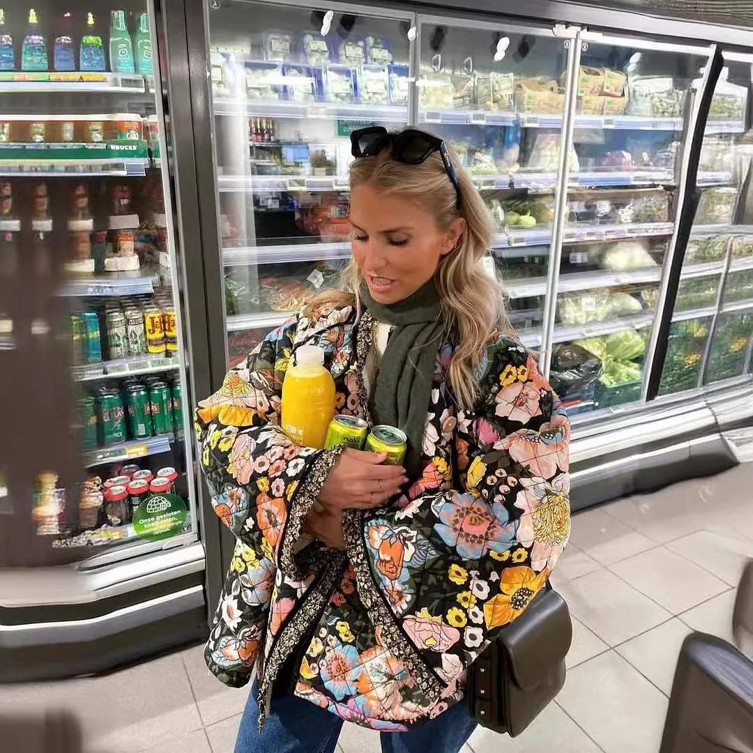 Woherb 2023 Autumn And Winter New Style Lace Trumpet Sleeve Padded Coat Print-Outfit Ideas