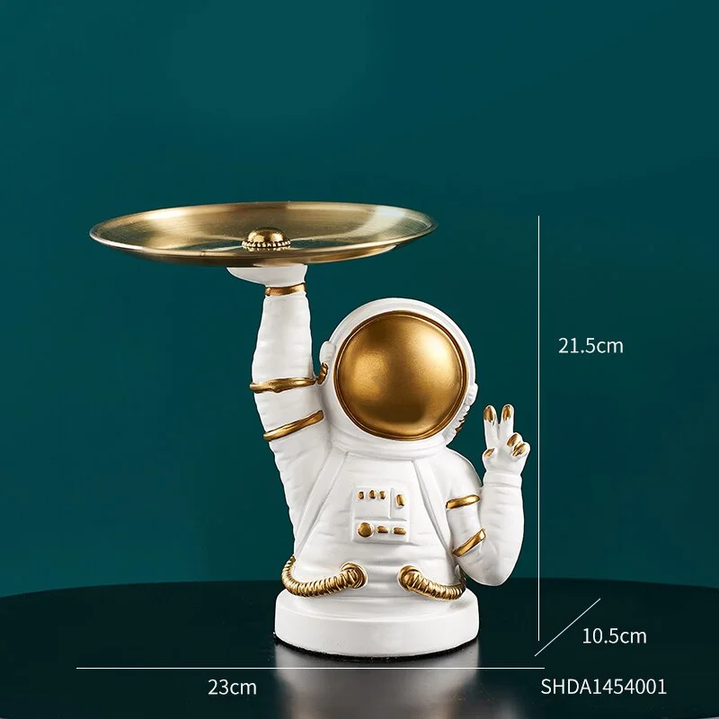 Astronaut Sculpture Resin Character Model Statue Metal Tray Fruit Tray Nordic Home Decor Accessories Fruit Tray Gift Table Decor