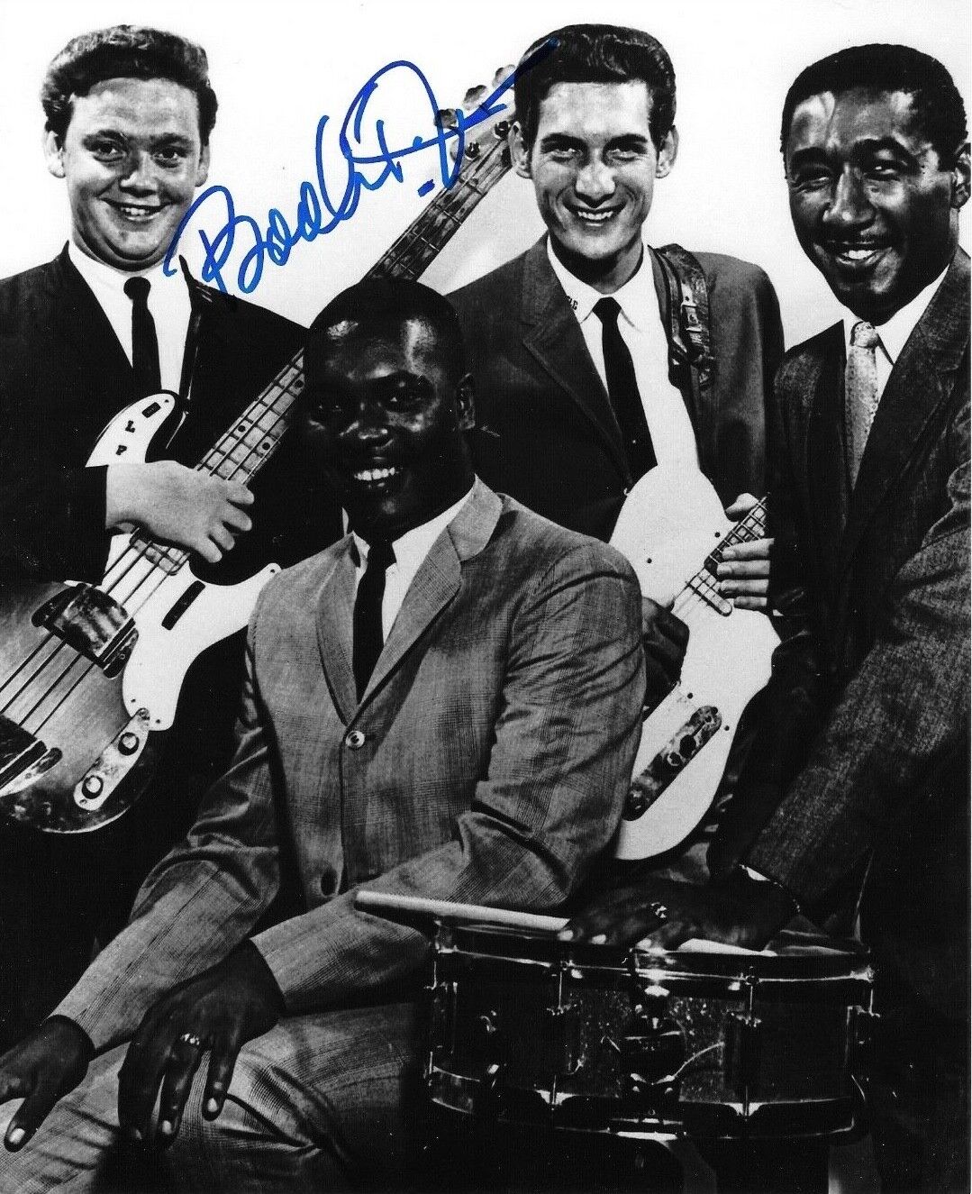 * BOOKER T. JONES * signed autographed 8x10 Photo Poster painting * BOOKER T. & THE MG'S * 7