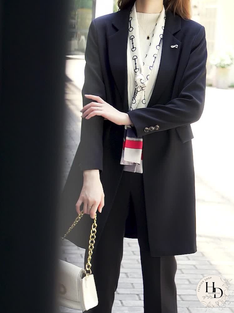 Solid Notched Collar Blazer, Elegant Dual Pockets Long Sleeve Blazer For Office & Work, Women's Clothing