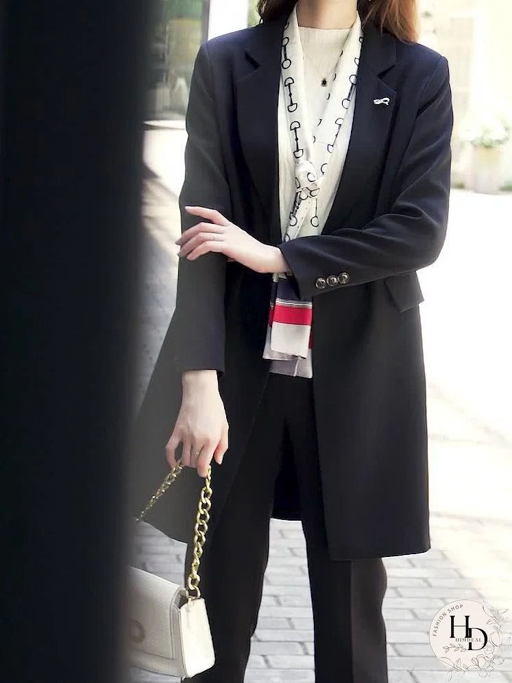 Solid Notched Collar Blazer, Elegant Dual Pockets Long Sleeve Blazer For Office & Work, Women's Clothing