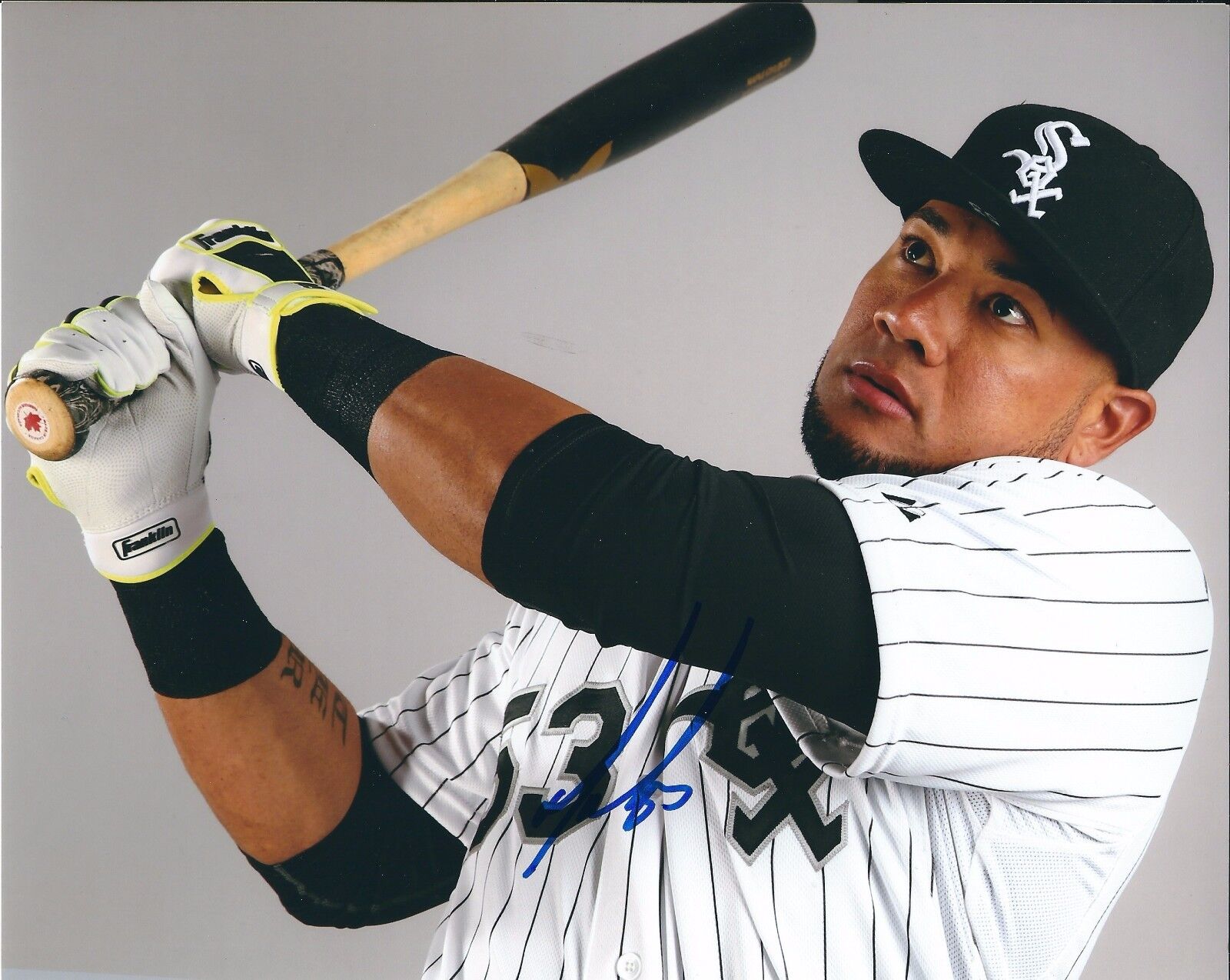 Signed 8x10 MELKY CABRERA Chicago White Sox Photo Poster painting - COA