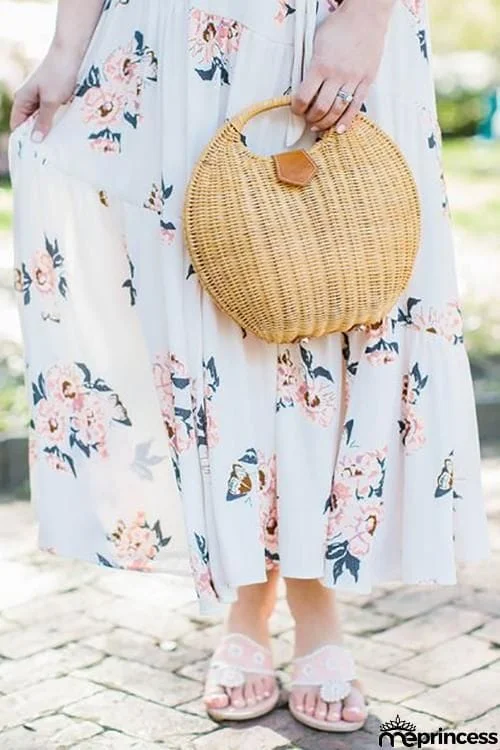 Snail Straw Tote Bag