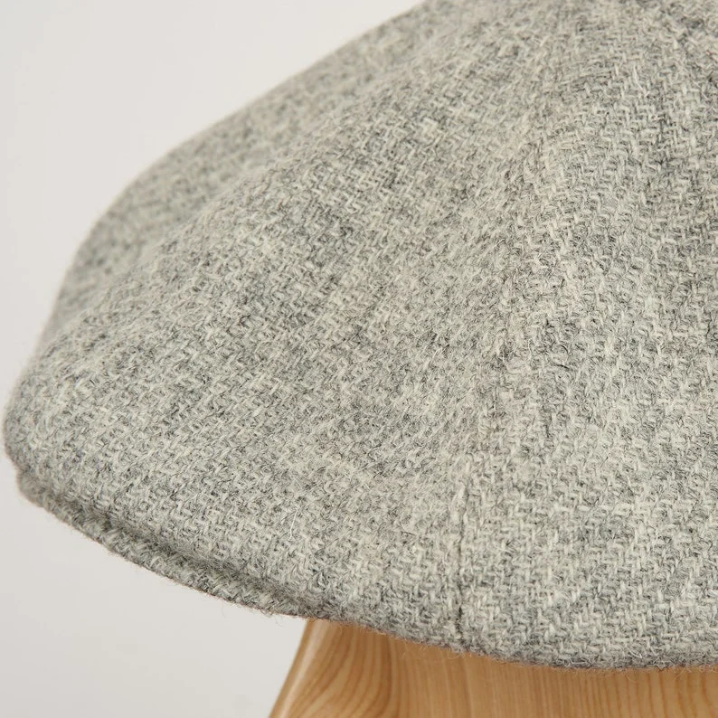 PEAKED CAPS Genuine Scottish Harris Tweed 8 Panels Newsboy Cap Apple Bandit Hooligan Blinder Hat Shelby Wool Large Crown Light GRAY