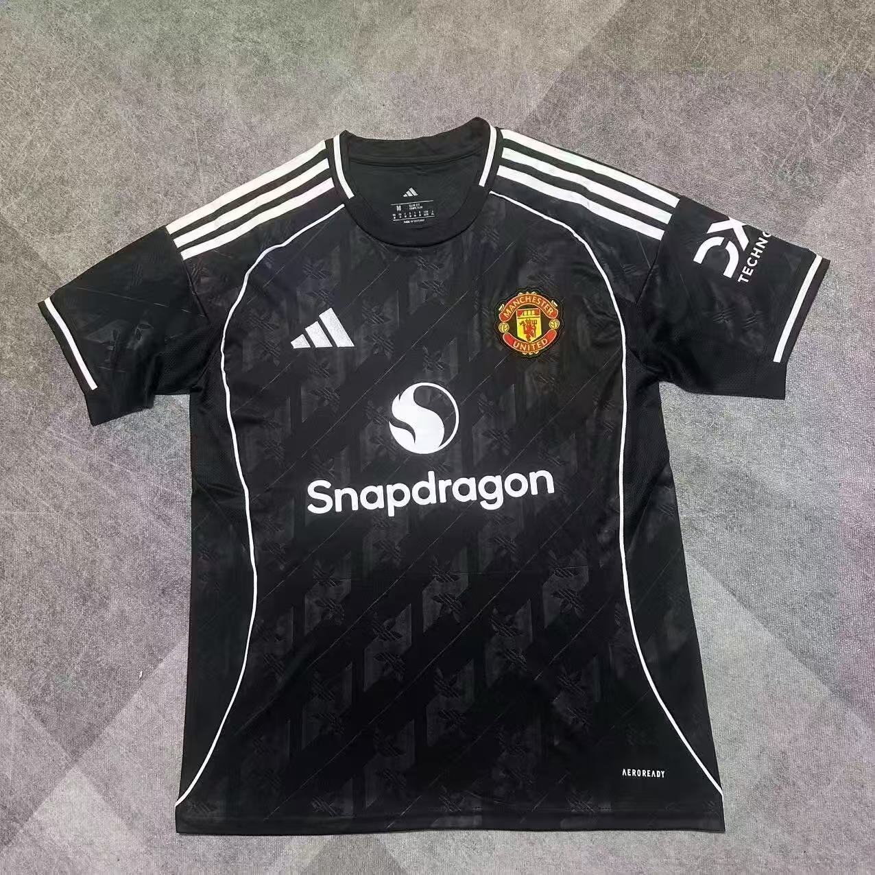 2025/26 Manchester United Special Edition Black And White Football Jersey 