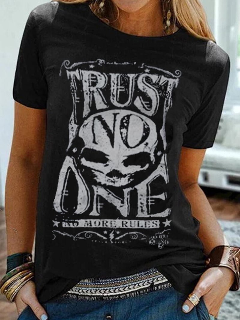 Trust No One Printed T-Shirt