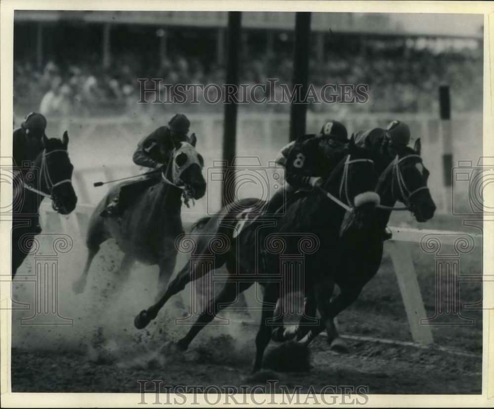 Press Photo Poster painting Horse racing at The Fairgrounds in New Orleans - sax27769