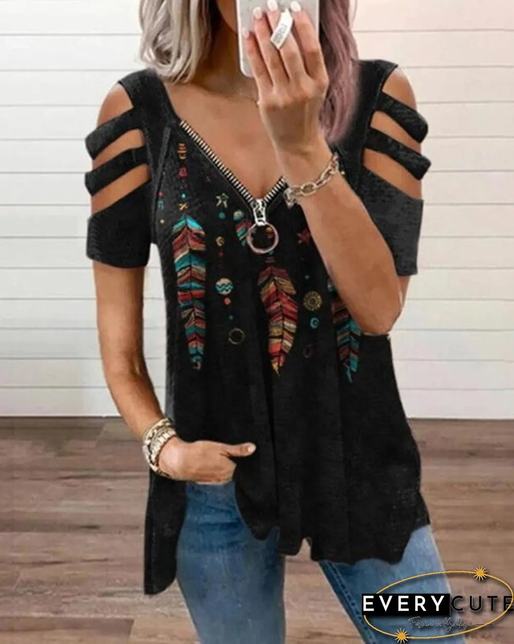 Ethnic Feather Zipper Graphic T-shirt