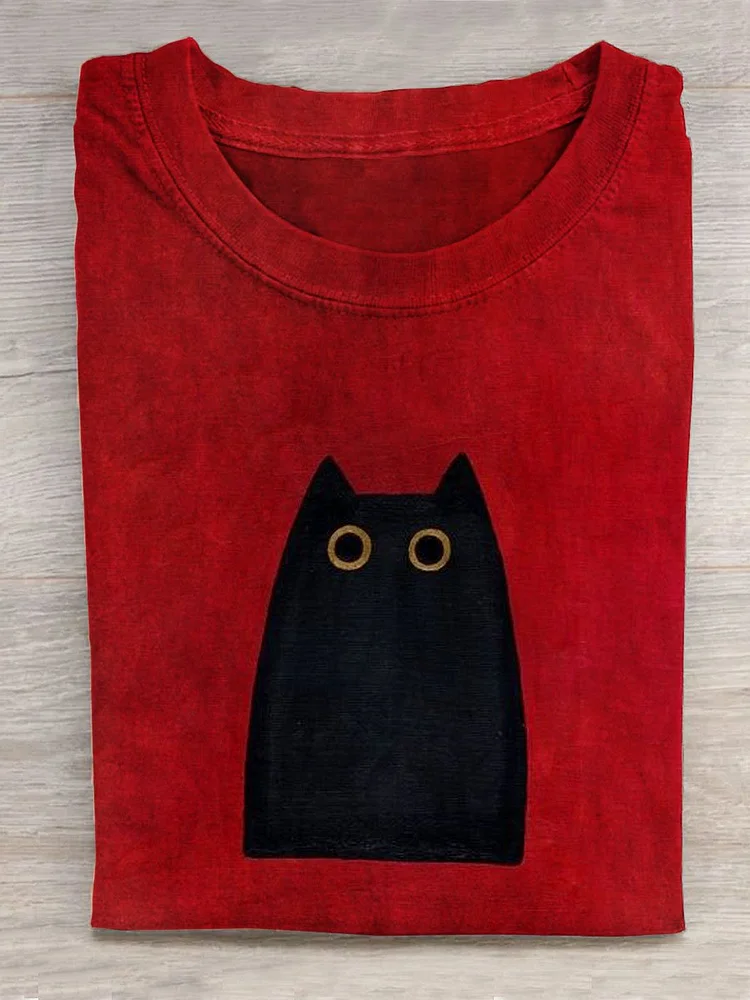 The Black Cat In Christmas Print T-Shirt