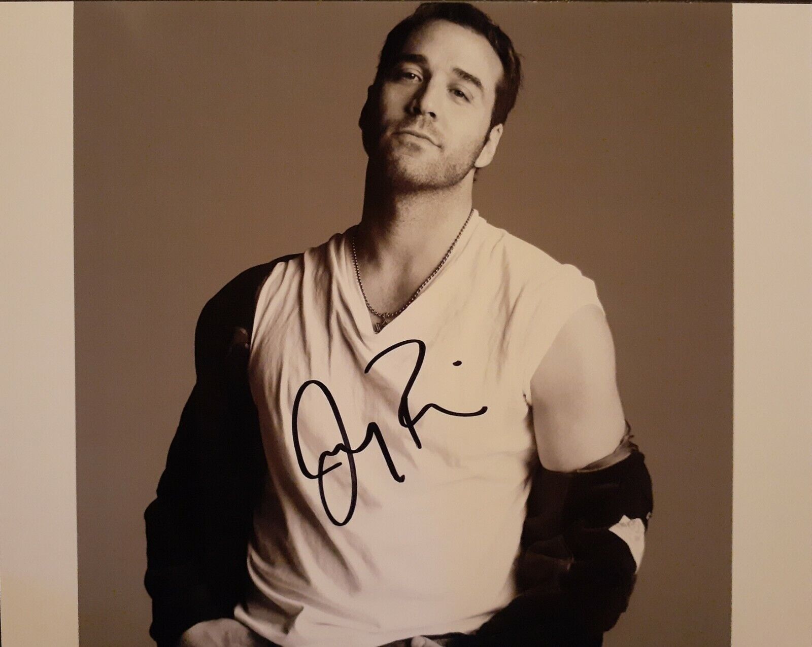 Jeremy Piven signed 8x10