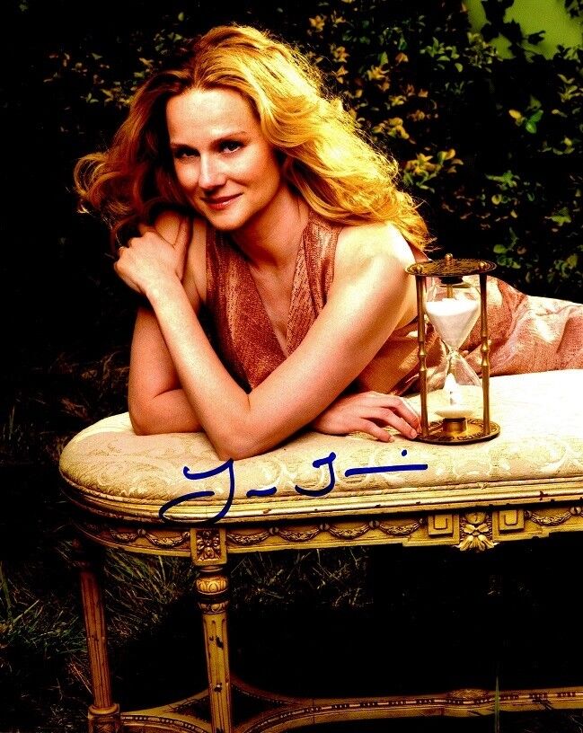 Beautiful LAURA LINNEY Signed Photo Poster painting