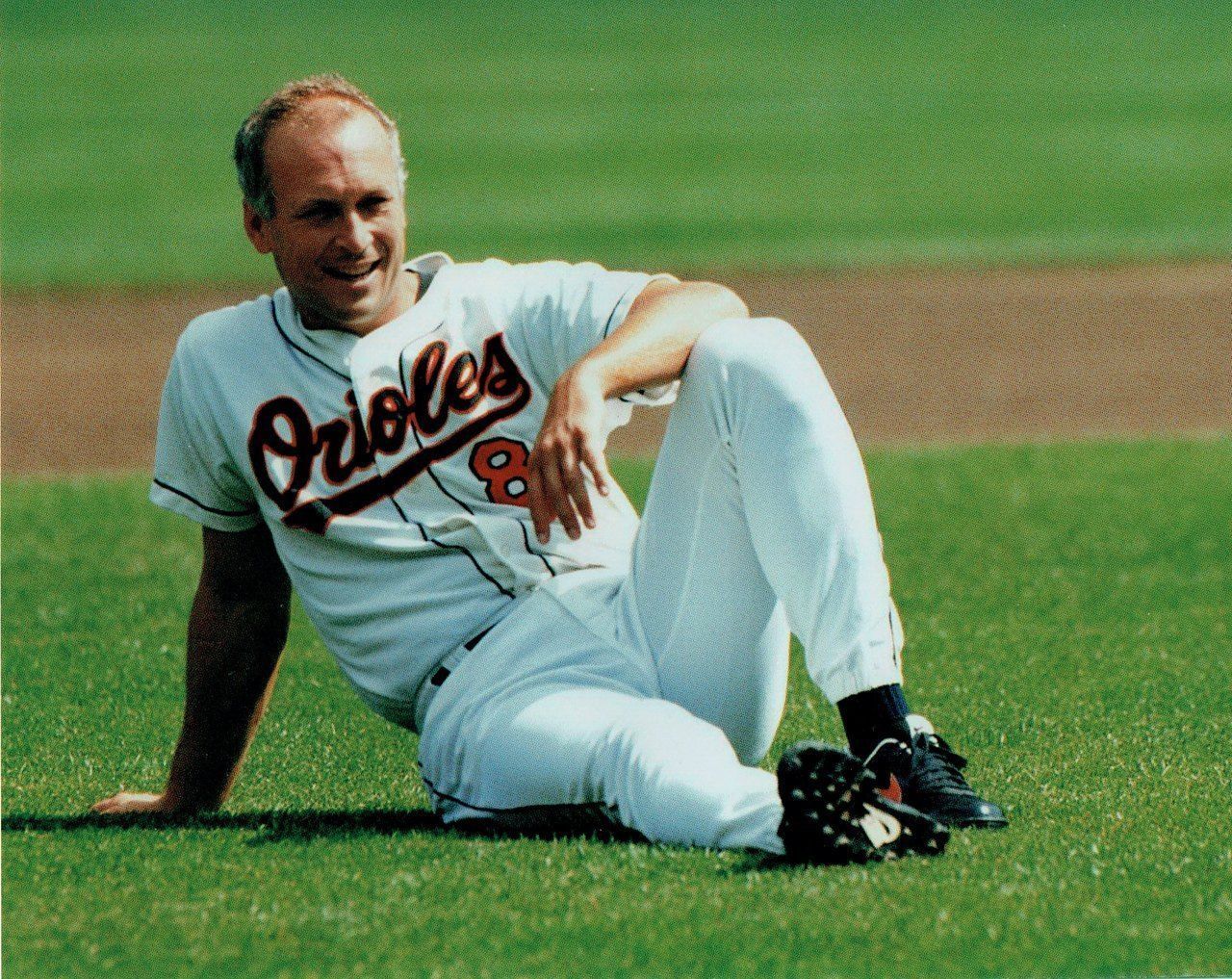 Cal Ripken Jr Baltimore Orioles Unsigned 8x10 Matte Photo Poster painting #3