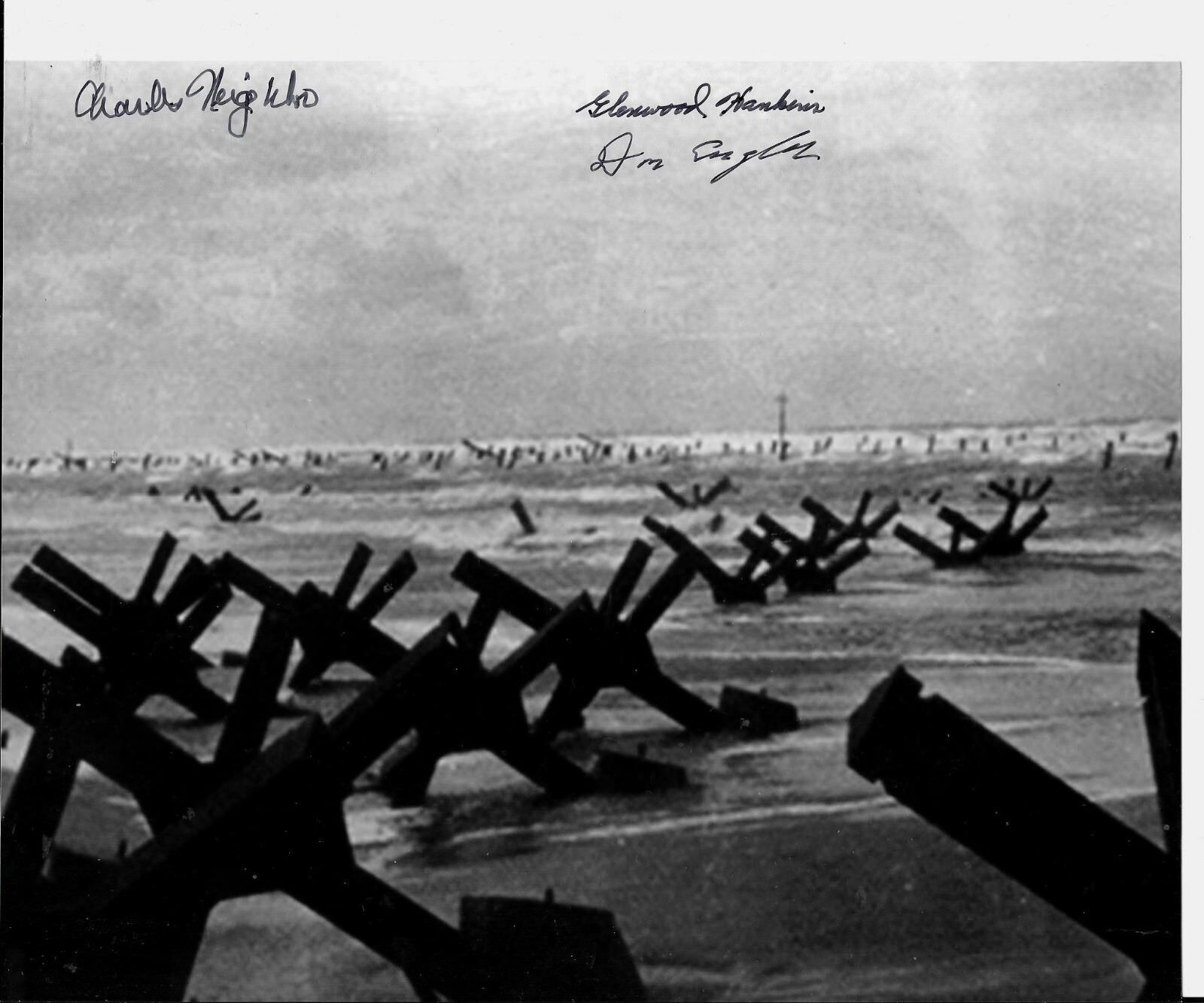 D-DAYJUNE 6,1944 OMAHA BEACH LANDING 3 D-DAY VETERANS RARE MULTI SIGNED Photo Poster painting