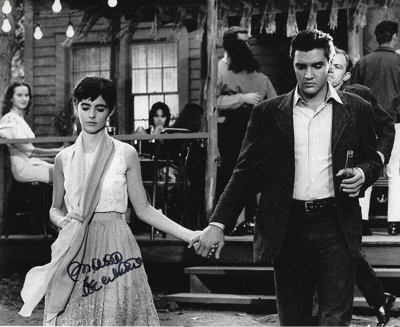 * MILLIE PERKINS * signed 8x10 Photo Poster painting * WILD IN THE COUNTRY * ELVIS * COA * 1