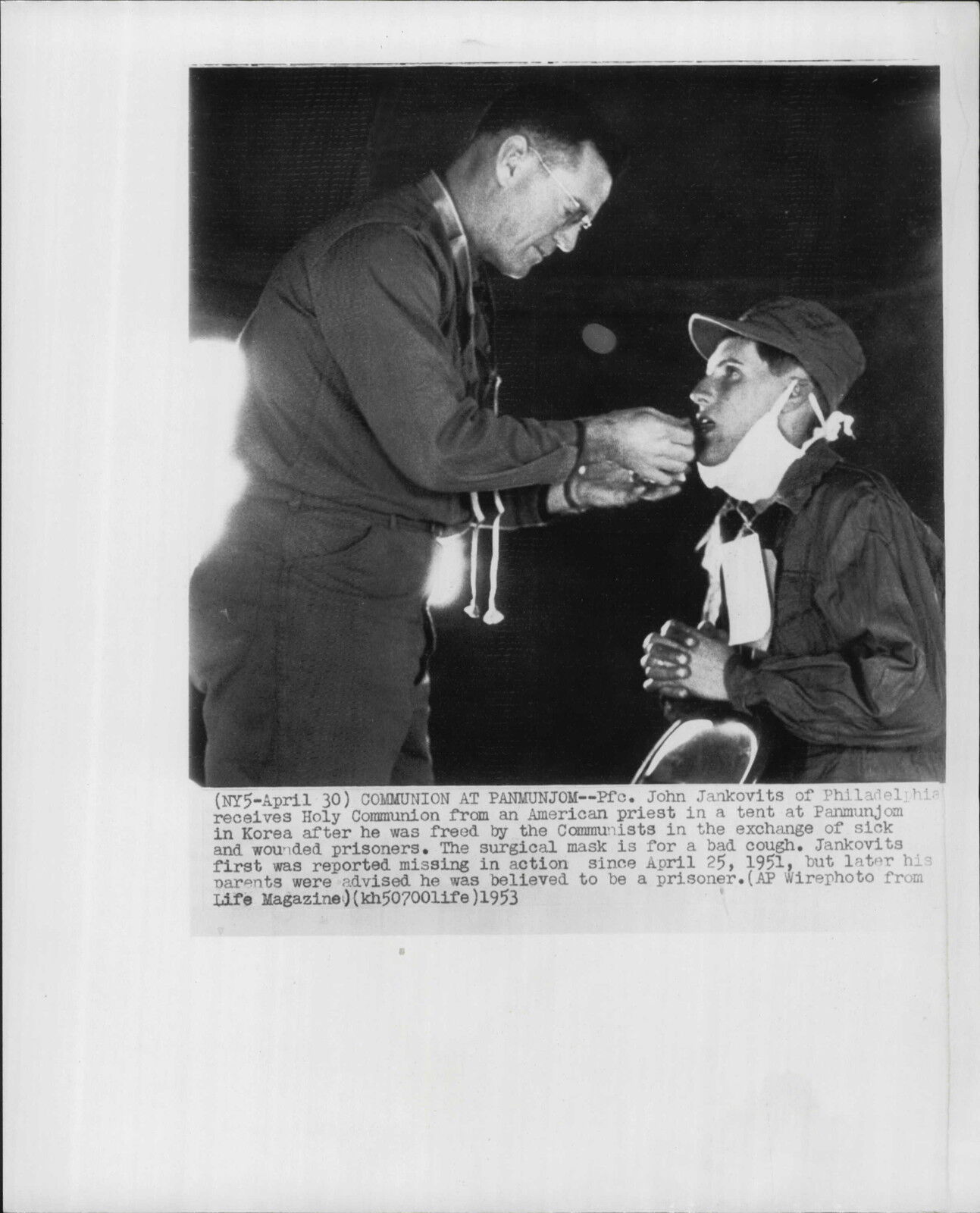 US Prisoners Takes Communion at Panmunjom 1953 Korea War Press Photo Poster painting