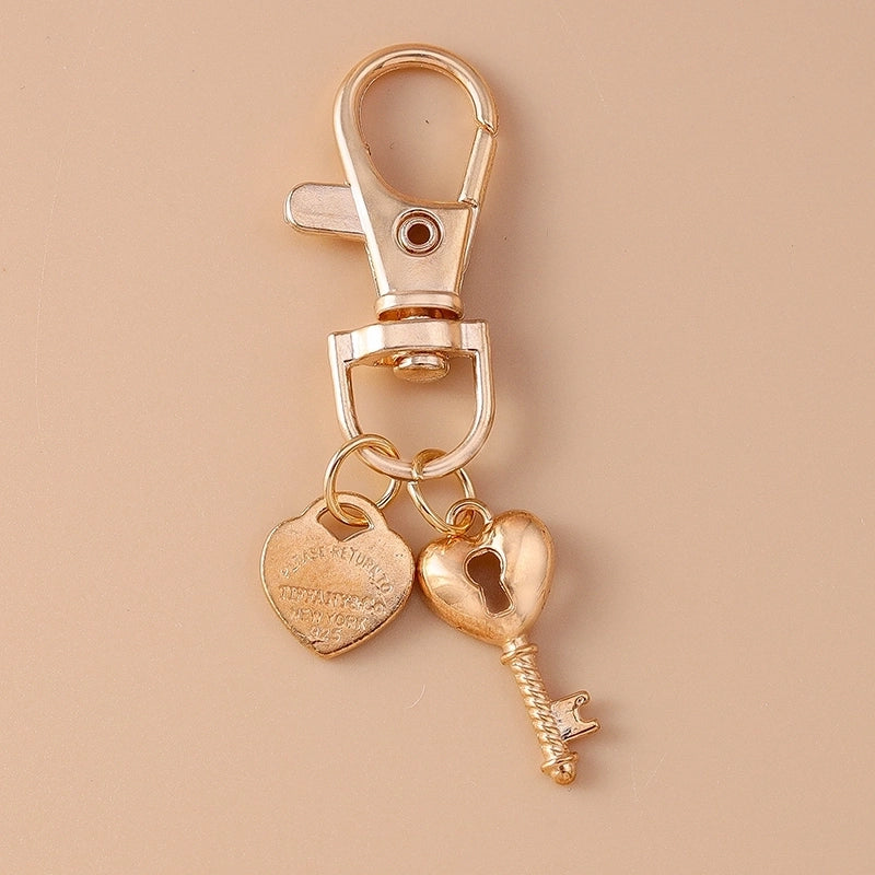 Casual Minimalist Commute Heart Shape Shell Key Alloy Keychain