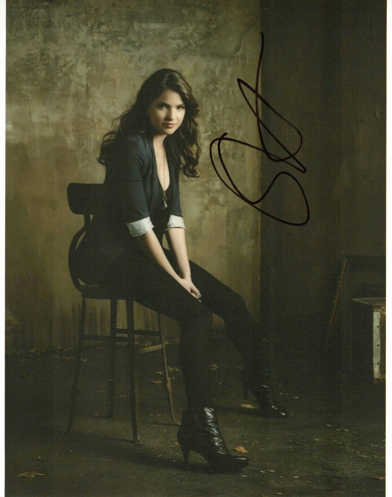 Shelley Hennig glamour shot autographed Photo Poster painting signed 8x10 #1