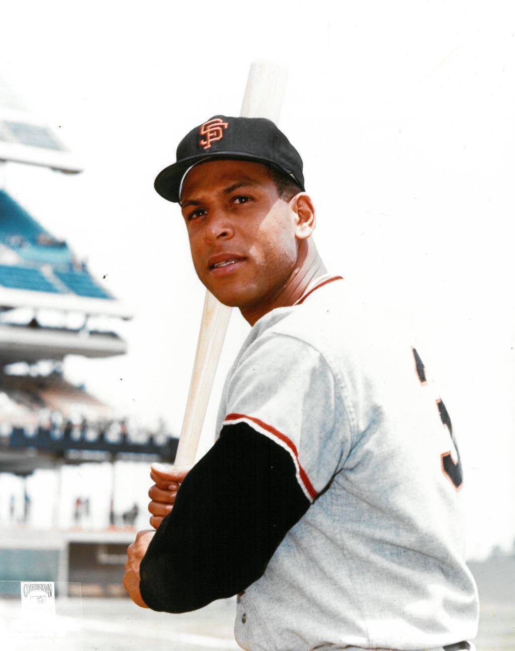 Orlando Cepeda Unsigned San Francisco Giants 8x10 Photo Poster painting US#2020