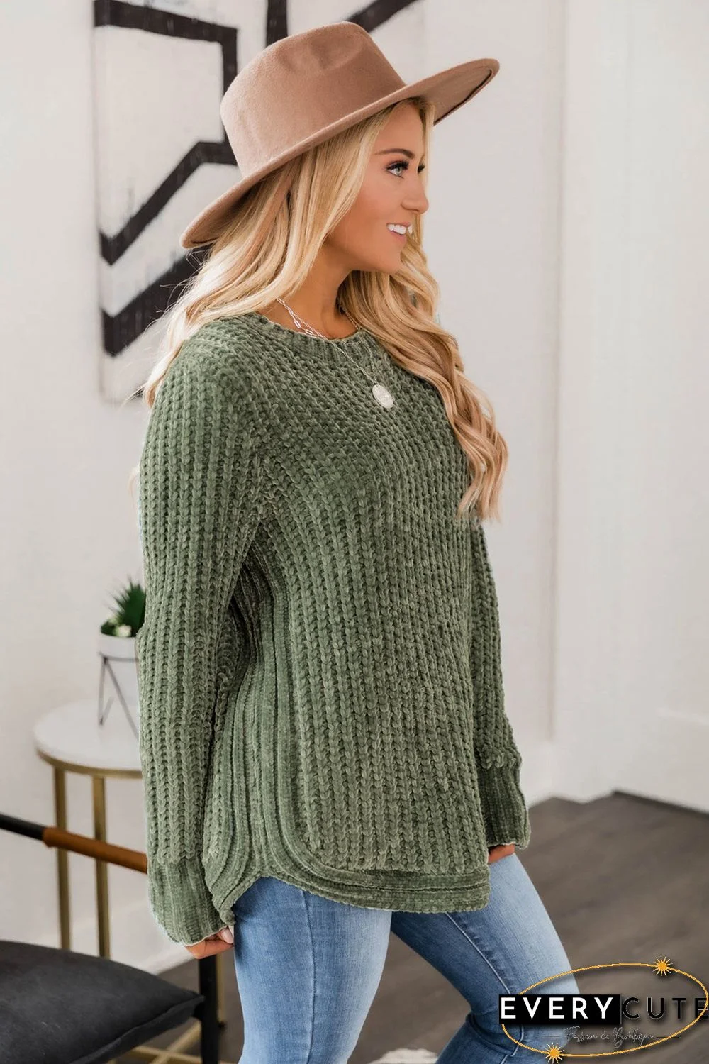 Green Long Sleeve Round Hem Cable Knit Sweater