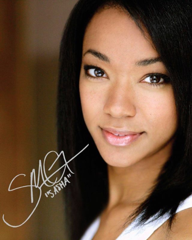 Sonequa Martin Green Autograph Signed Photo Poster painting Print